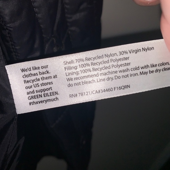 Eileen Fisher Quilted Recycled Nylon Channels Vest Black L - Picture 6 of 9